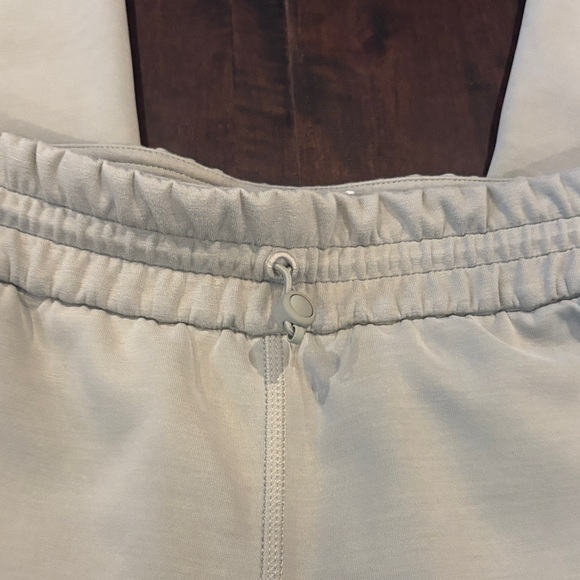 lululemon athletica Light Green Track Pants - Picture 4 of 4